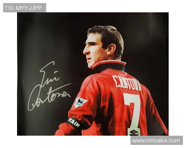 足球女神头像：那些与球星同框的美丽瞬间，颜值与实力并存的女性魅力